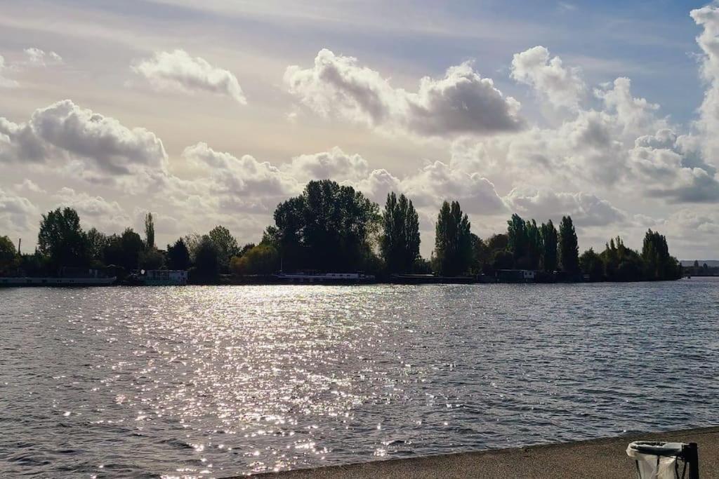 Studio Cosy Avec Vue Sur La Seine Conflans-Sainte-Honorine Zewnętrze zdjęcie